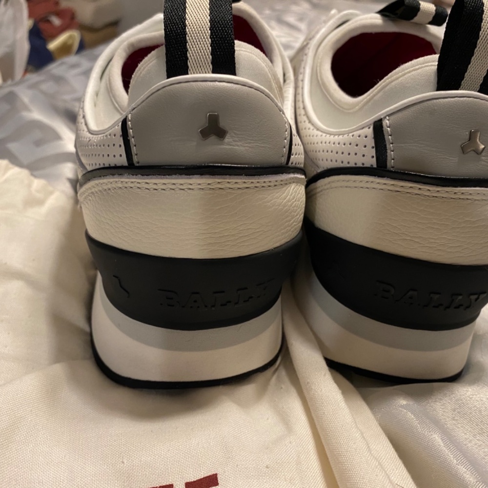 Bally - Picture 12 of 16